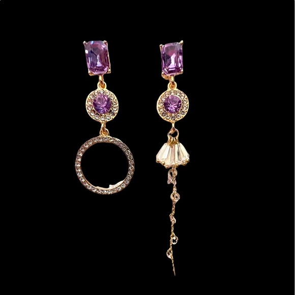 GORGEOUS LAVENDER CRYSTAL MISMATCHED EARRINGS WITH 925 SILVER POSTS - Picture 8 of 9